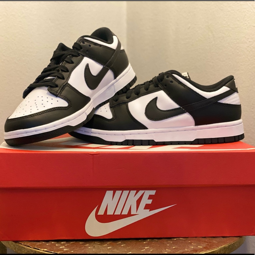 Nike Dunk Low White/Black-White 7.5 Women’s & 6 Men’s